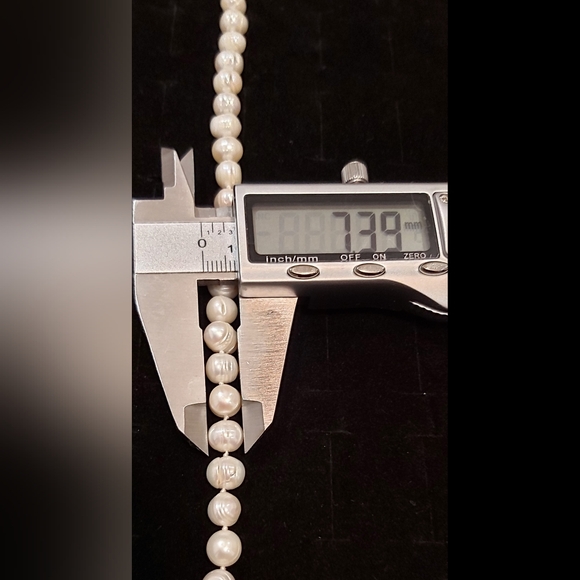 20" Genuine 7mm Baroque Freshwater Pearls - Picture 5 of 5